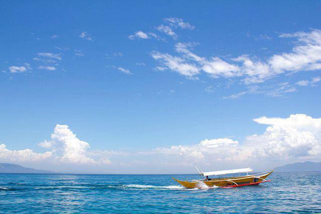 Blue Ribbon Divers - Dive Center